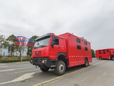 运兵宿营车