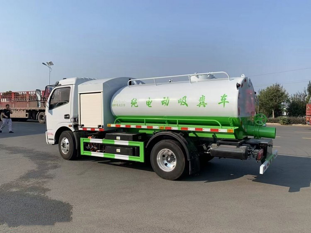 东风5方纯电动吸粪车